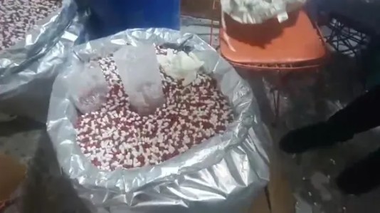 Fatih’te uyuşturucu operasyonu! 6 şüpheli gözaltına alındı